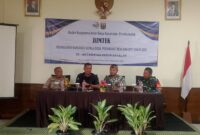 Peningkatan kapasitas aparatur desa menuju tata kelola yang profesional dan responsif.