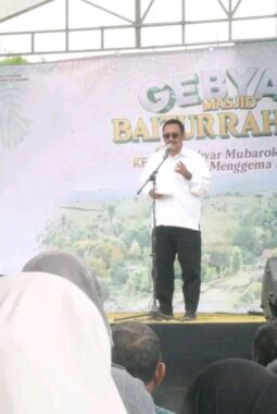 Milad ke-8 Masjid Baiturrahman, Bupati Sukabumi Tekankan Peran Masjid dalam Membangun Masyarakat