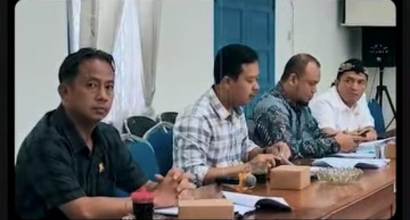 Bapemperda DPRD Sukabumi bahas dua Raperda prioritas.