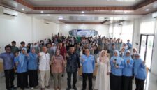 DPPKB Sukabumi sosialisasikan kesehatan reproduksi bagi remaja di SMAN 1 Cikembar