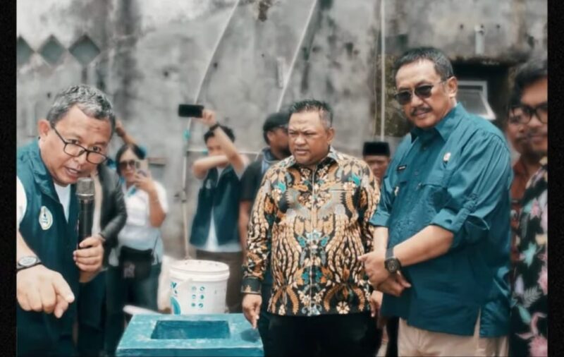 Peresmian fasilitas energi terbarukan di Simpenan.