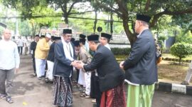 Salat Idulfitri 1447 H di Palabuhanratu jadi momentum spiritual dan penguatan komitmen pembangunan daerah. (Fb/Pemerintah Kabupaten Sukabumi)