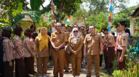 DPPKB Kabupaten Sukabumi terus memperkuat Program Kampung KB melalui kunjungan ke Desa Kalibunder.