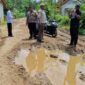 Dinas PU Kabupaten Sukabumi merespons protes warga terkait jalan rusak di Desa Sukatani, Surade.
