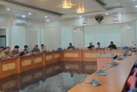 DPRD Kabupaten Sukabumi soroti dugaan tower telekomunikasi tanpa SLF dan ancam sanksi tegas bagi perusahaan pelanggar.