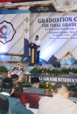 Wabup Sukabumi Hadiri Wisuda Santri Ponpes Assalam Putra, Dorong Penguasaan Sains dan Teknologi