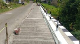 TPT Rp185 juta dibangun untuk cegah longsor di ruas Cipamatutan-Sukatani.