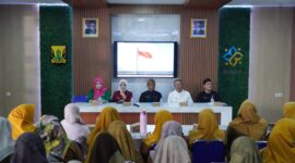 DPPKB Sukabumi tingkatkan kompetensi bidan untuk pelayanan KB berkualitas.