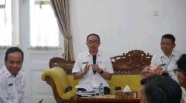 Sekda Sukabumi mengajak KEK berperan aktif menyukseskan HJKS ke-156 sekaligus memperkuat ekonomi kreatif. (fb/Pemerintah Kabupaten Sukabumi)