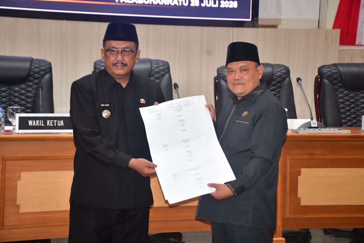 Raperda Pertanggungjawaban APBD 2025 Kabupaten Sukabumi selangkah lagi resmi menjadi Perda. (fb/Pemerintah Kabupaten Sukabumi)