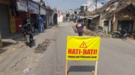 Betonisasi Jalan Caringin–Cidahu resmi dimulai dengan anggaran Rp1,78 miliar dari APBD 2026.