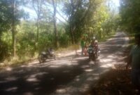 Dinas PU Sukabumi melakukan tambal sulam jalan menuju kompleks perkantoran Palabuhanratu demi meningkatkan keselamatan pengguna jalan.