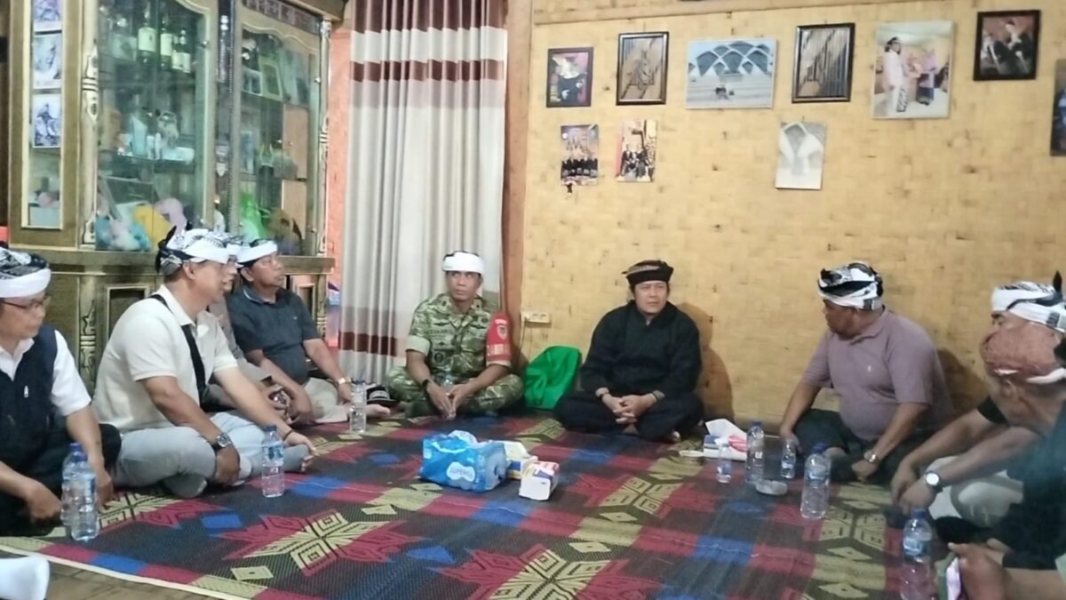KTH Ciguha River Bogor menyalurkan bantuan bagi korban kebakaran Kasepuhan Ciptamulya di Sukabumi.