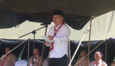Wabup Sukabumi menegaskan Pramuka berperan penting dalam membentuk generasi muda yang tangguh dan berkarakter. (fb/Pemerintah Kabupaten Sukabumi)
