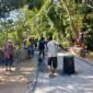 Pengaspalan ruas Tegalcaringin-Cimarinjung berlanjut. Warga berharap sisa 376 meter segera dituntaskan demi akses dan ekonomi Ciemas.